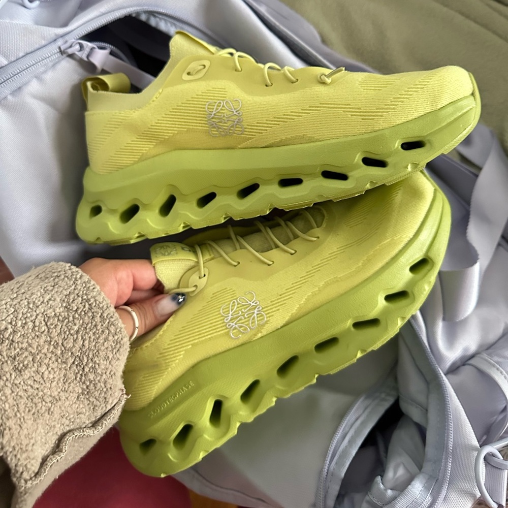 On cloud Loewe sneakers